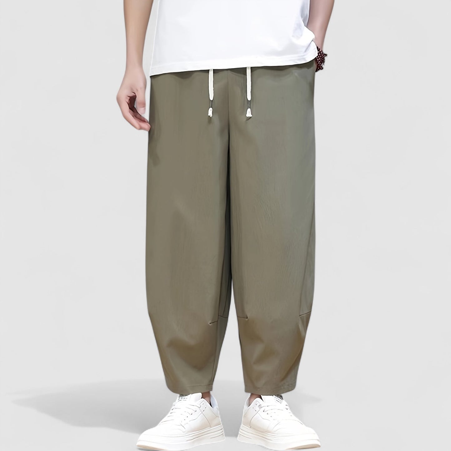 MYUNG | 편안하고 여유로운 핏의 바지